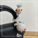 Long-necked gray goose